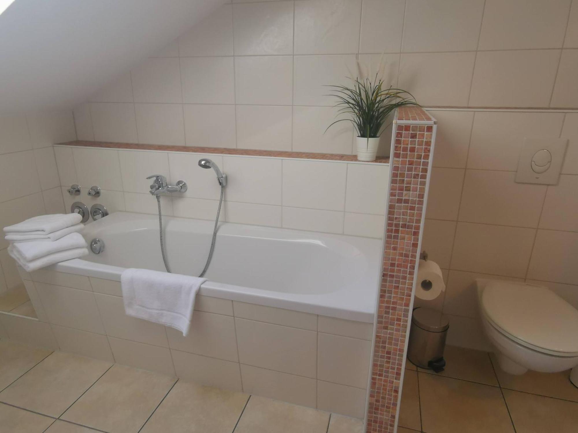 Villa Am Schwanenteich Spremberg Esterno foto
